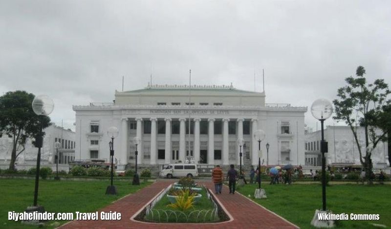 Tacloban Travel - Leyte Provincial Capitol